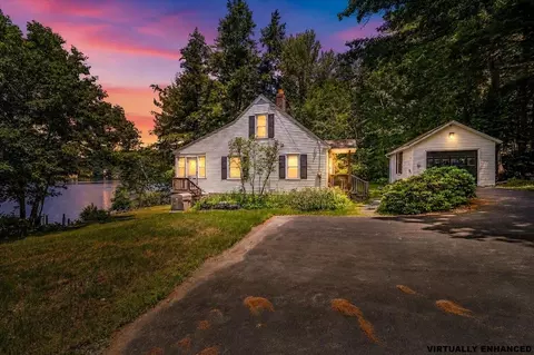 52 Berry Rd, Loudon, NH 03307