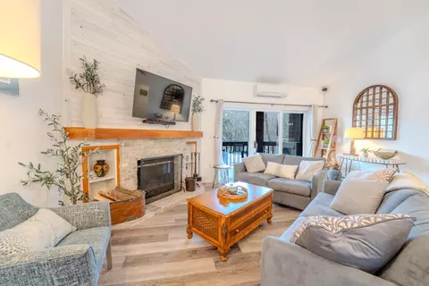 65 Riverfront Dr #216, Woodstock, NH 03262
