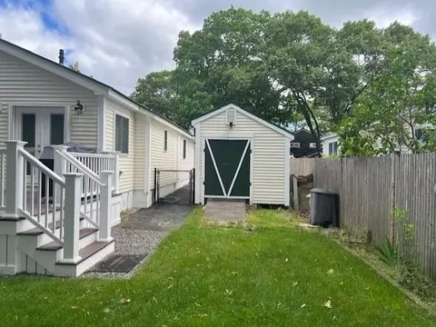 Exterior - 23 Walnut Ave, Hampton, NH 03842 photo 6 of 7