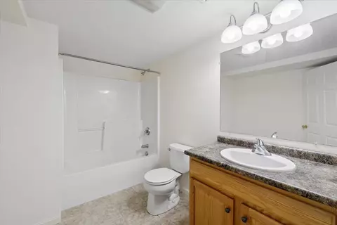 Bath - 48 Brookview Rd, Windham, NH 03087 photo 4 of 4
