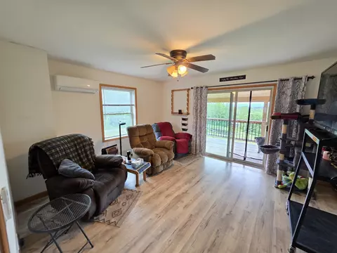 Living - 233 Jerusalem Rd, Marshfield, VT 05826 photo 1 of 2