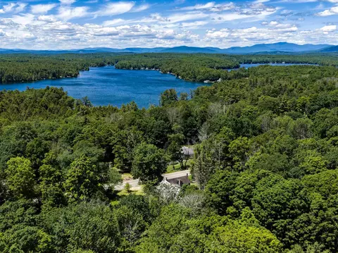606 And 607 N Main St, Wolfeboro, NH 03894
