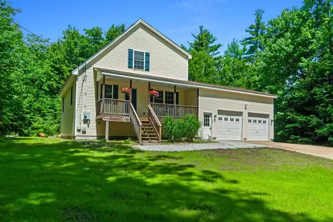 633 Beauty Hill Rd, Barnstead, NH 03218