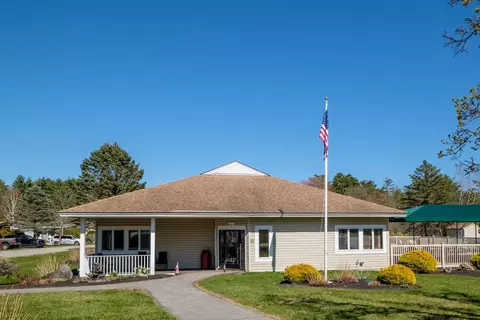 58 Monadnock Dr, Rochester, NH 03867