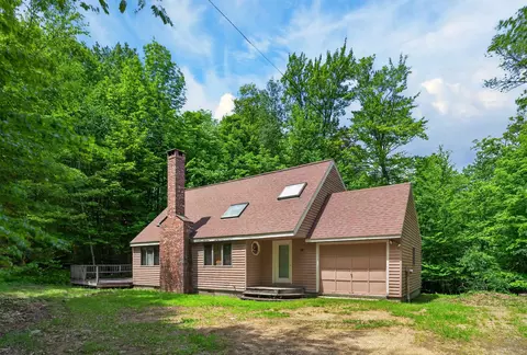 66 Buckboard Dr, Dover, VT 05356