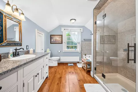 Bath - 6 Evergreen Dr, Gorham, NH 03581 photo 2 of 2
