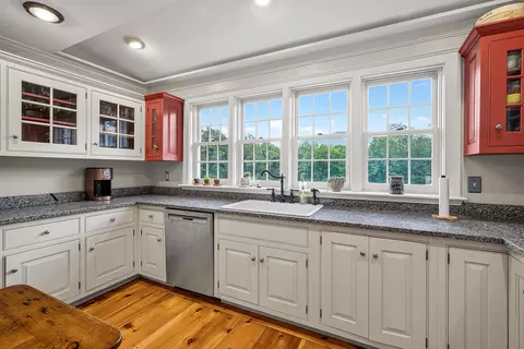 Kitchen - 6 Evergreen Dr, Gorham, NH 03581 photo 4 of 5