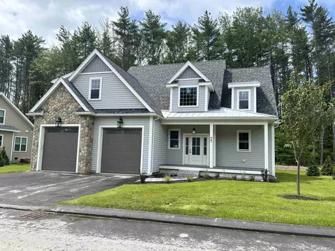 77 Lady Walsingham Way, Laconia, NH 03246
