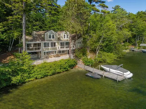 81 Old Hubbard Rd, Meredith, NH 03253