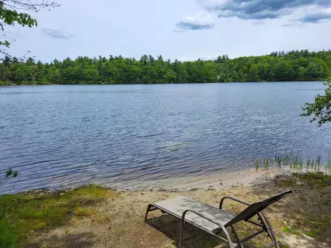 143136 Martin Rd, Weare, NH 03281