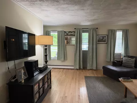Living - 137 Jericho Rd, Richmond, VT 05477 photo 3 of 6