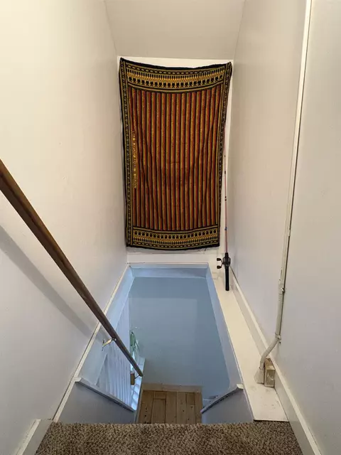 Entry Way - 137 Jericho Rd, Richmond, VT 05477 photo 3 of 3