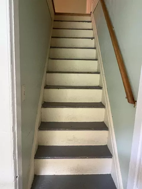 Entry Way - 137 Jericho Rd, Richmond, VT 05477 photo 1 of 3