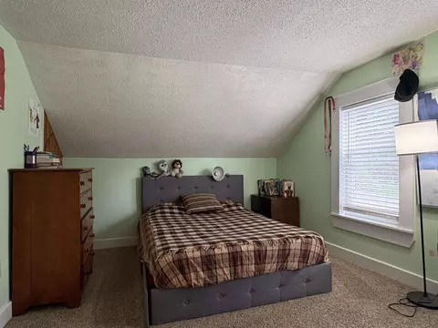 Bedroom - 137 Jericho Rd, Richmond, VT 05477 photo 8 of 10
