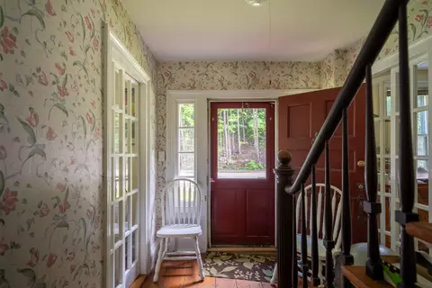 Entry Way - 464 E Main St, Middlebury, VT 05753 photo 4 of 4