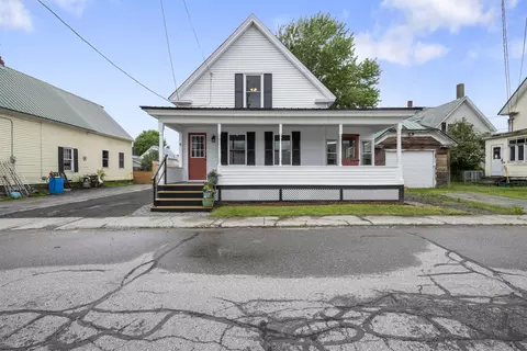 6 Central Ave, Northumberland, NH 03582