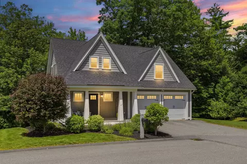 5 Firefly Lndg, Newmarket, NH 03857