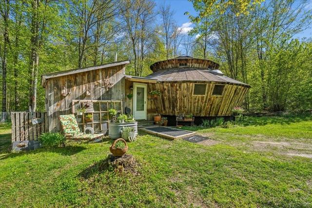 491 Greenfield Rd, Peterborough, NH 03458