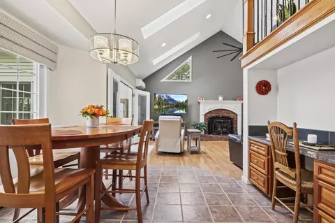 Dining - 3 Hillside Rd, Windham, NH 03087 photo 1 of 3
