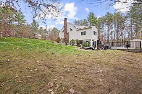 Exterior - 3 Hillside Rd, Windham, NH 03087 photo 7 of 9