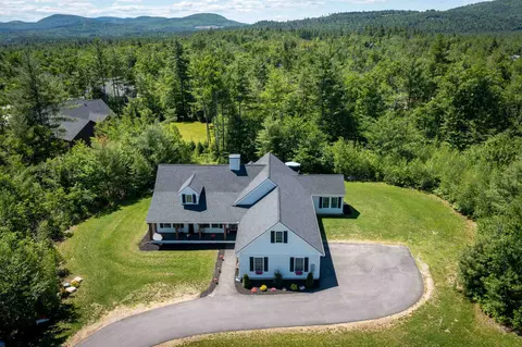 535 Grandview Rd, Conway, NH 03818