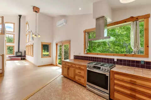 Kitchen - 614 Gray Rd, Plainfield, VT 05667 photo 4 of 7