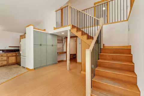 Entry Way - 614 Gray Rd, Plainfield, VT 05667 photo 8 of 10