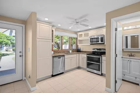 Kitchen - 23 Cusack Rd #29, Hampton, NH 03842 photo 2 of 2