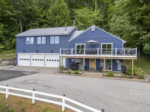 294 Reservoir Dr, Weare, NH 03281