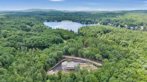 67 Cooper Rd, Barrington, NH 03825