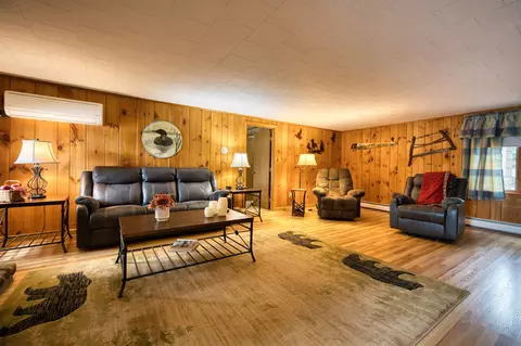 Living - 11 Abbott Ln, Ossipee, NH 03864 photo 1 of 4