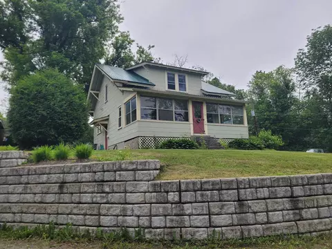 178 Sanger Cir, Saint Johnsbury, VT 05819