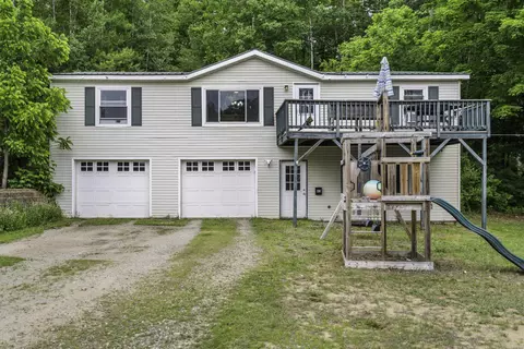 45 Concord St, Belmont, NH 03220