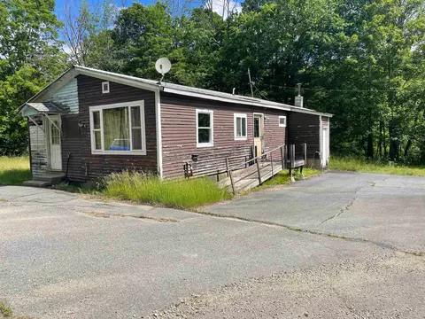 466 Estey Ln, Windsor, VT 05089