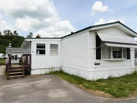 11 Coreys Mobile Home Park, Littleton, NH 03561