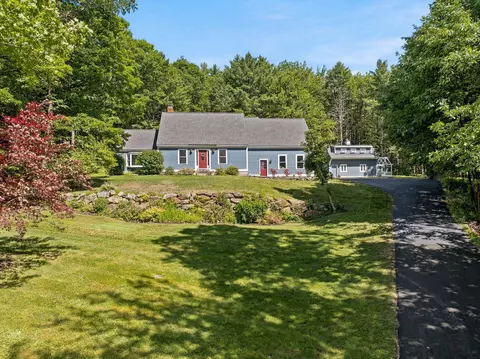 26 Jessica Ln, New Boston, NH 03070