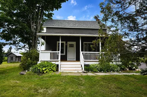 2835 Mountain View Rd, Williston, VT 05495