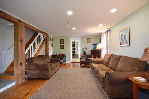 Living - 2835 Mountain View Rd, Williston, VT 05495 photo 6 of 6