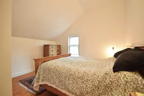 Bedroom - 2835 Mountain View Rd, Williston, VT 05495 photo 1 of 8