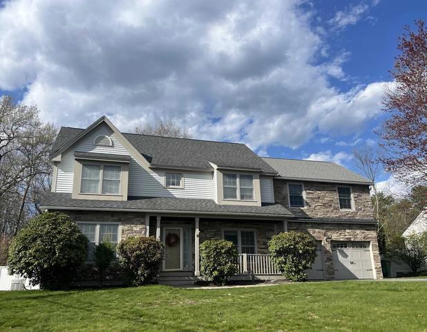 9 Tennyson Dr, Manchester, NH 03104