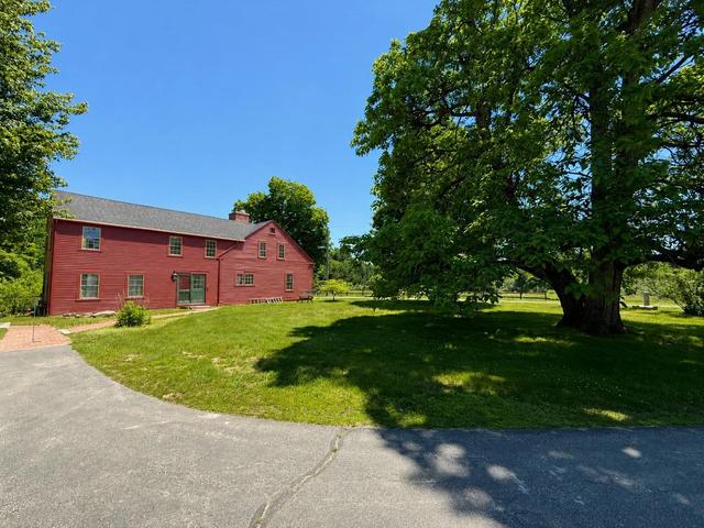 1 Smith Ln, Amherst, NH 03031