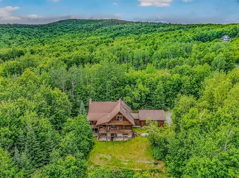 185 N Peak Dr, Easton, NH 03580