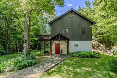 202 Twin Brook Cir, Londonderry, VT 05148