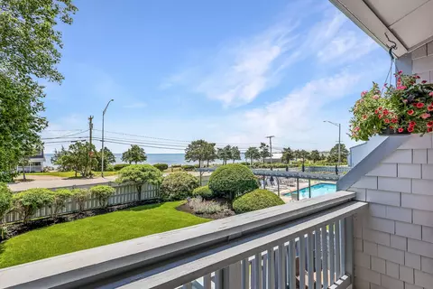 View/Area - 951 Ocean Blvd #1, Hampton, NH 03842 photo 4 of 5
