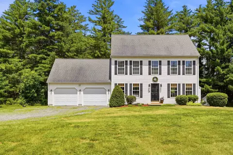 14 Faucher Rd, Londonderry, NH 03053