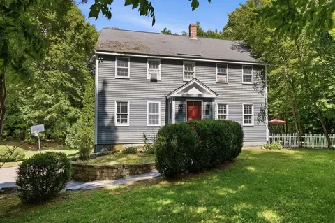 3 Partridge Ln, East Kingston, NH 03827