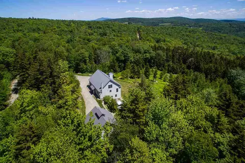 330 Spruce Dr, Andover, VT 05143