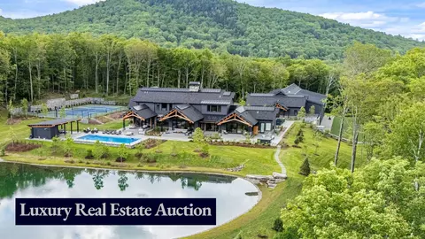 1084 Wade Pasture Rd, Stowe, VT 05672