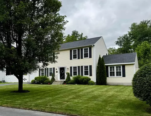69 Mallard Point Rd, Merrimack, NH 03054