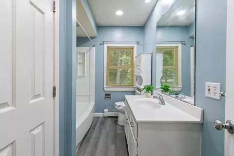 Bath - 1615 Hooksett Rd, Hooksett, NH 03106 photo 1 of 1